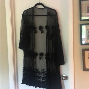 Torrid Black Lace Size 4 Kimono